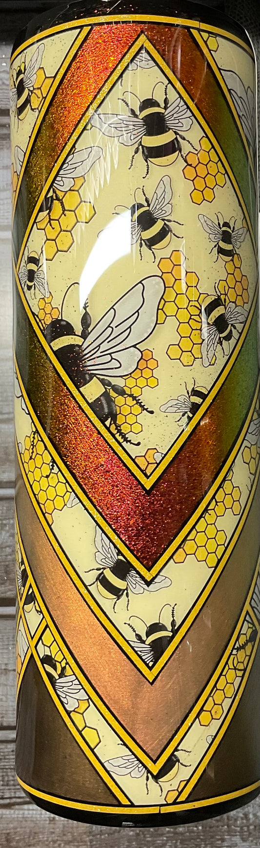 Bumble bee pigment