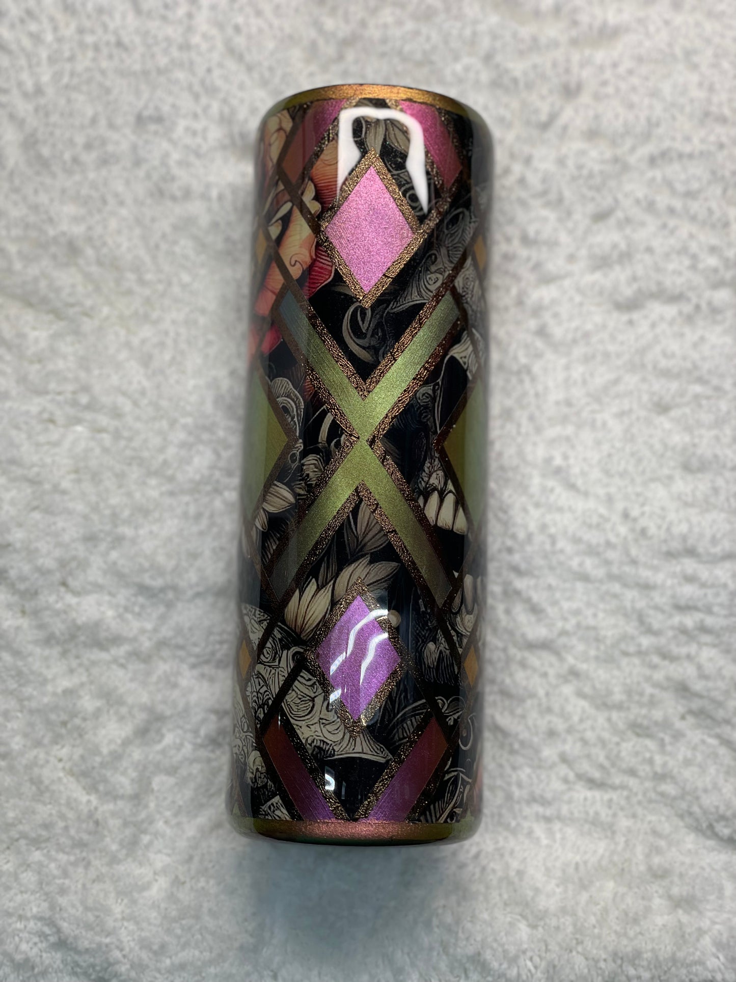 Skulls and roses pigment tumbler