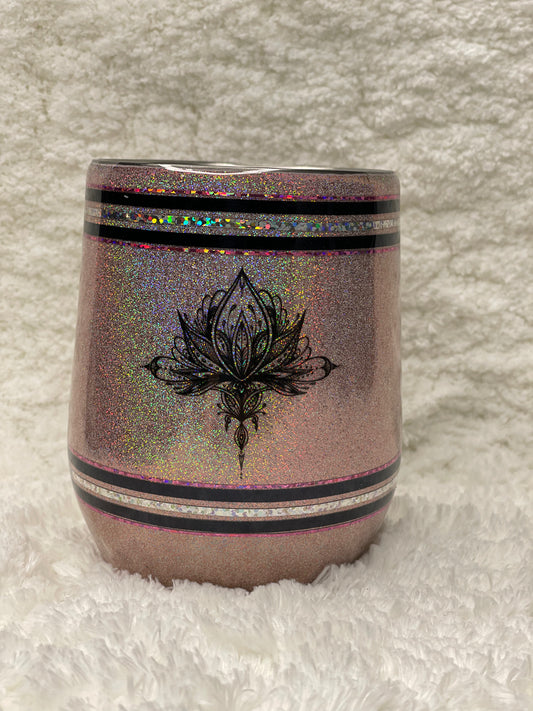 Holographic wine tumbler
